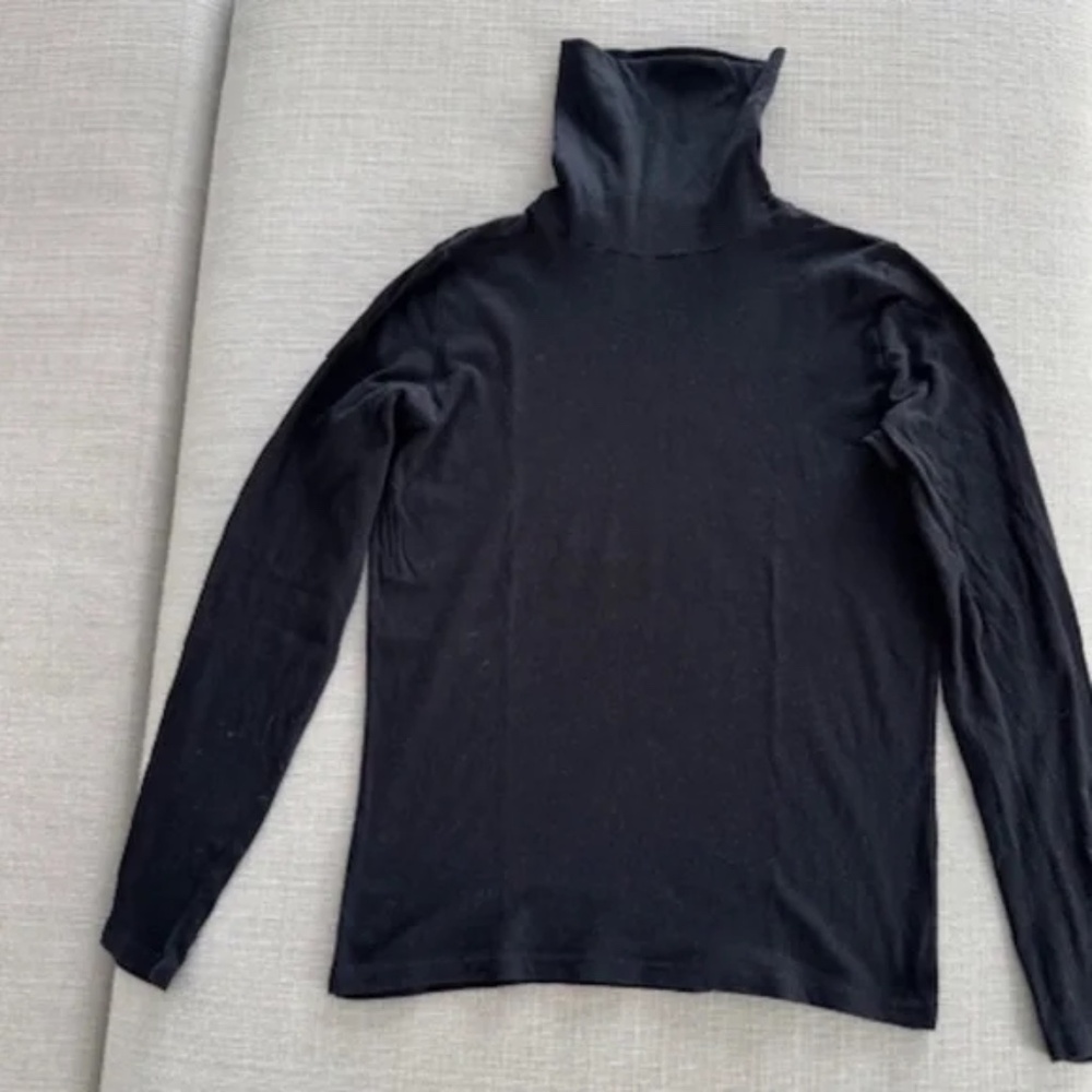 Majestic  Cashmere ~ Cotton Turtleneck Sweater ~ Sz 2  ~ Black